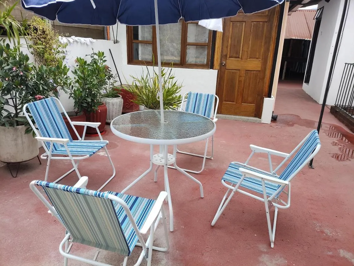 Francisco'S Rest House Hotel Antigua