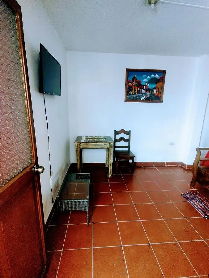 Francisco'S Rest House Hotel Antigua