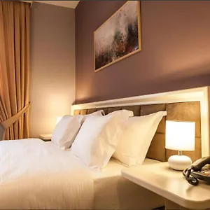 Hotelvila 22 Albania