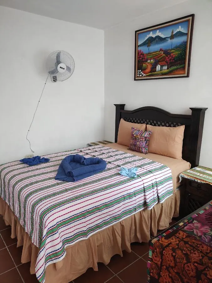 Francisco'S Rest House Hotel Antigua